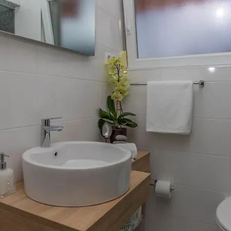 Apartman In Dramalj 35806 *